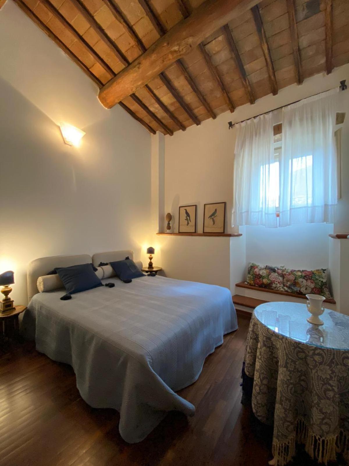 Residenza D'Epoca San Lorenzo Tre Тоди Номер фото
