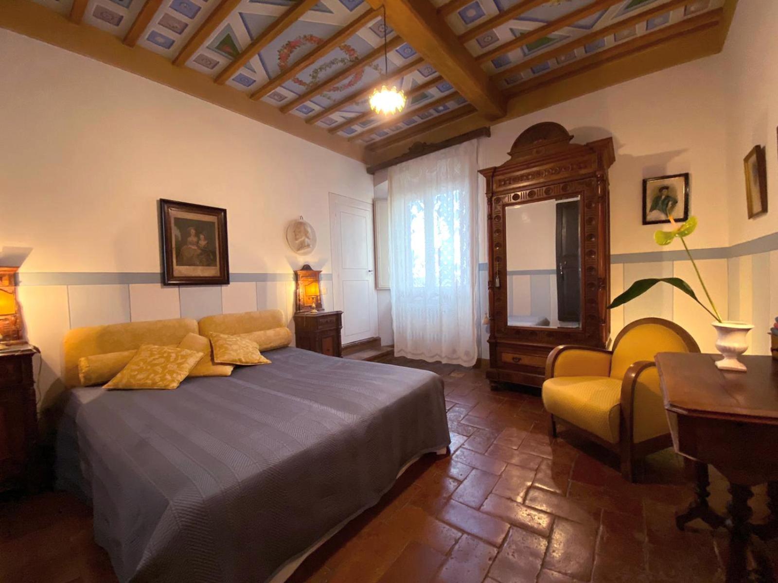 Residenza D'Epoca San Lorenzo Tre Тоди Экстерьер фото